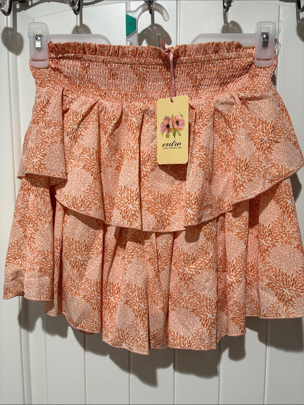 entro Coral Floral Tiered Smocked Skirt